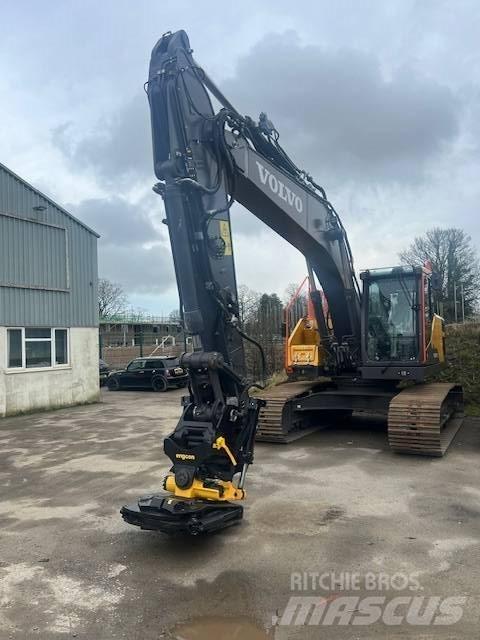 Volvo EC220EL Raupenbagger