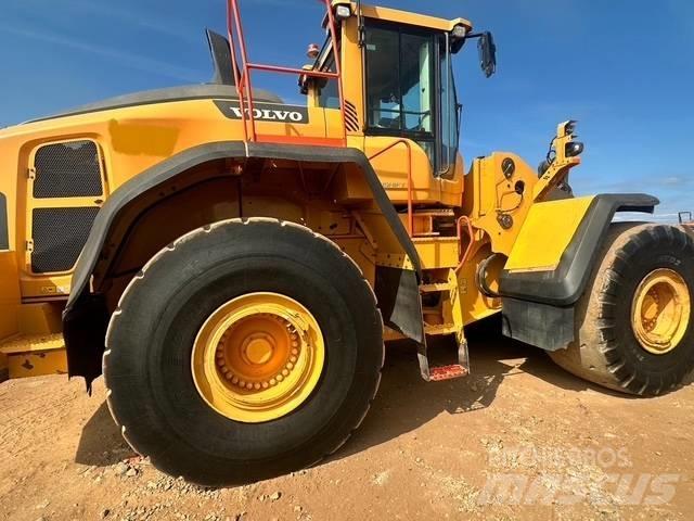 Volvo L 220 H Radlader