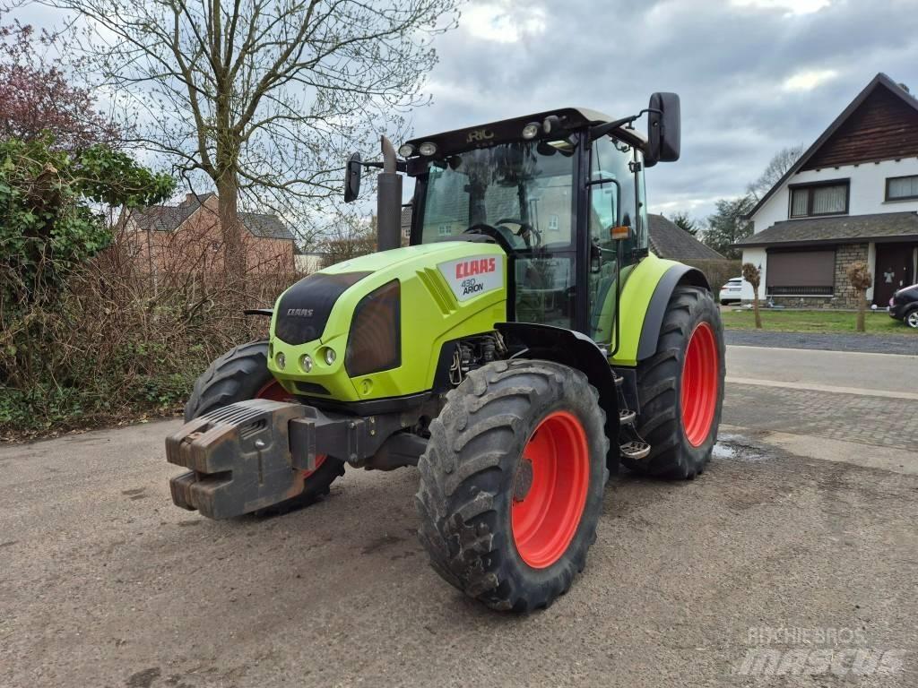 CLAAS Arion 430 Traktoren