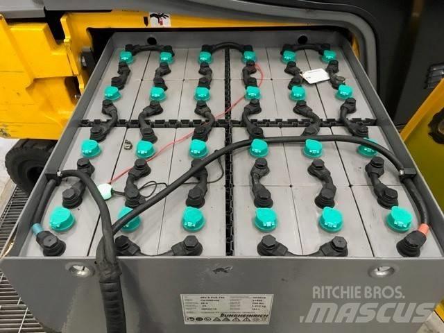 Jungheinrich EFG 320 Elektrostapler