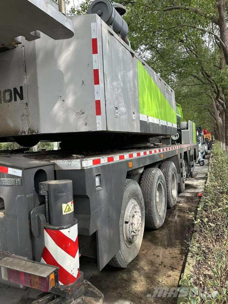 Zoomlion ZTC 1100 All-Terrain-Krane