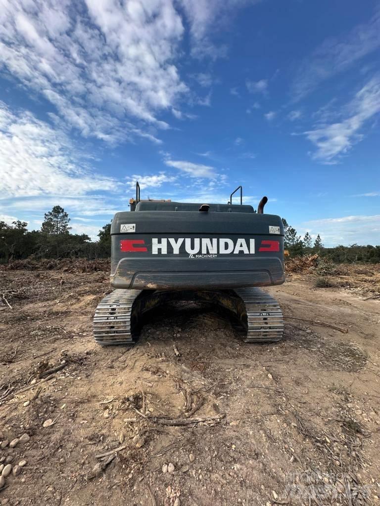Hyundai HX 260 L Raupenbagger