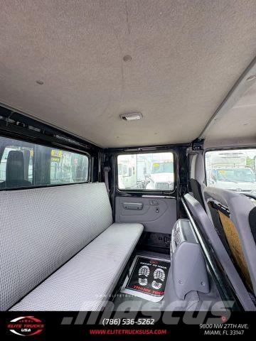 Hino 195 Kofferaufbau