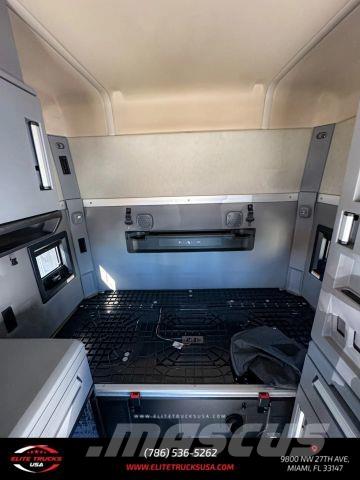 Mack Anthem Andere Fahrzeuge