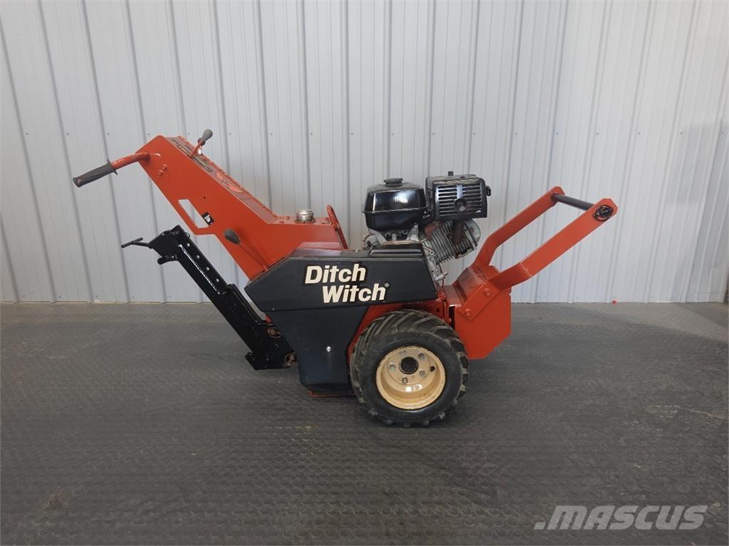 Ditch Witch 100SX Transport Sonstige