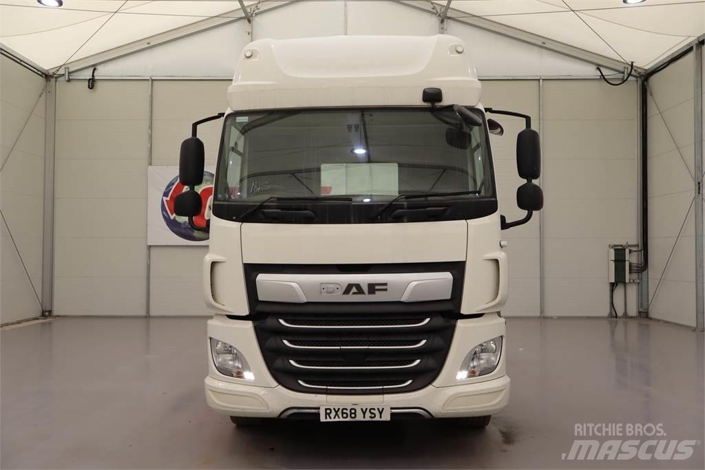 DAF CF450 Sattelzugmaschinen