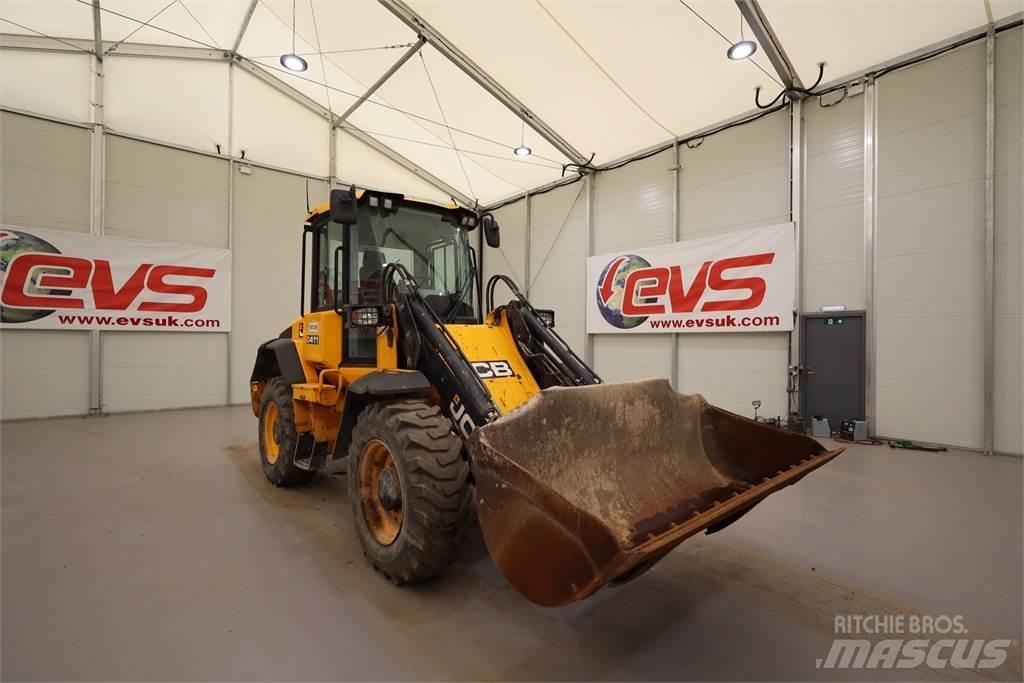 JCB 411 WHEEL LOADER Pflanzmaschinen