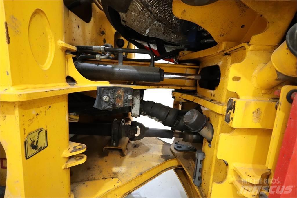 JCB 411 WHEEL LOADER Pflanzmaschinen