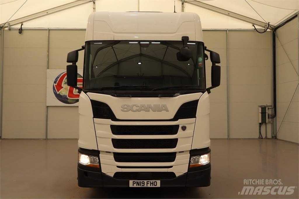 Scania R450 Sattelzugmaschinen