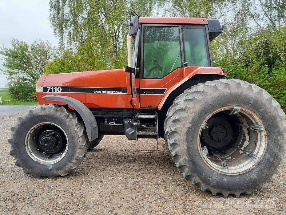 Case IH Magnum 7110 Traktoren