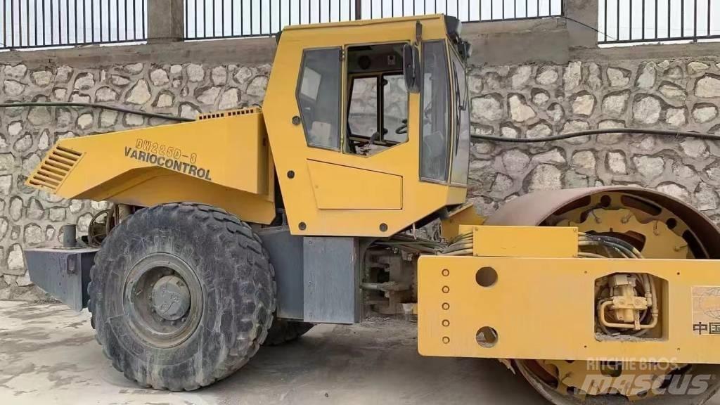 Bomag bw225d-3 Walzenzüge