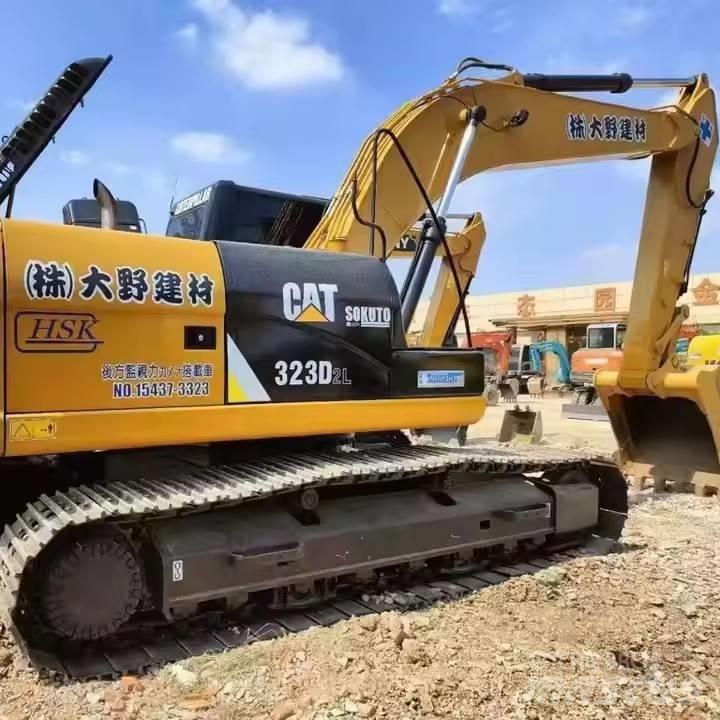 CAT CAT323D2L Raupenbagger