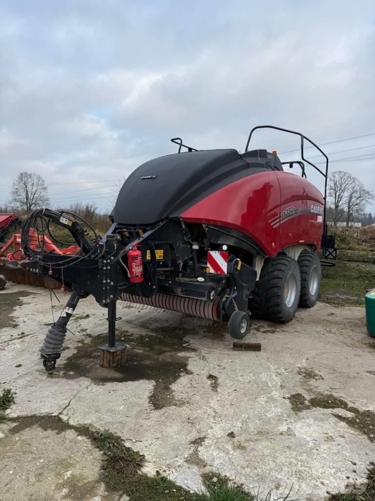 Case IH LB 334 XL Quaderpressen