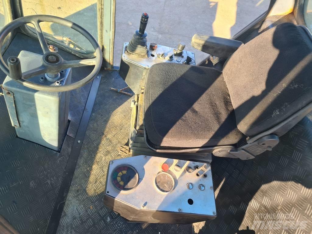  Compactor MV 618 DT Erdbauwalzen