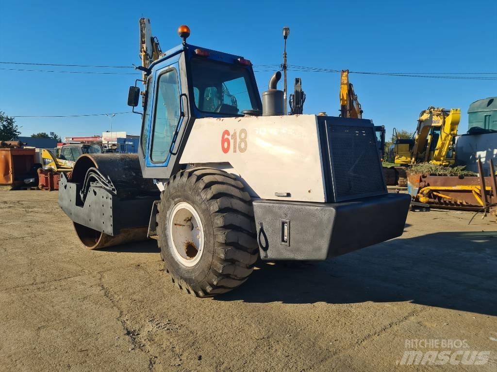  Compactor MV 618 DT Erdbauwalzen