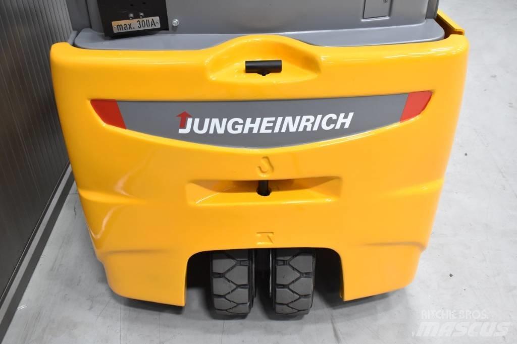 Jungheinrich EFG 220 Elektrostapler