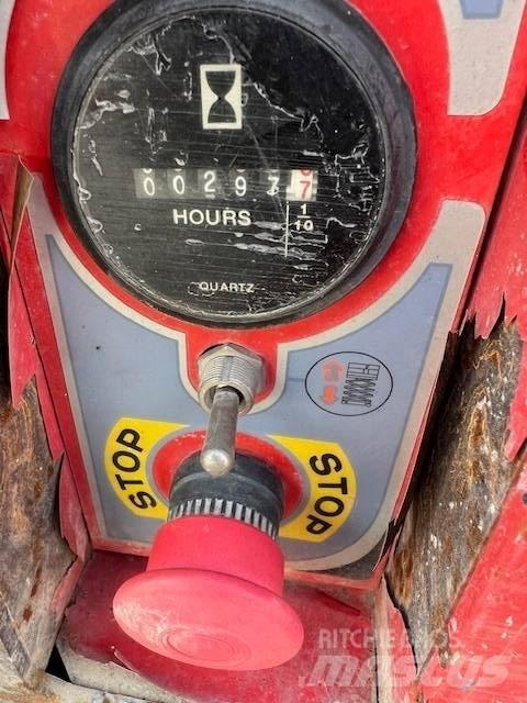 Manitou 120SE Scheren-Arbeitsbühnen
