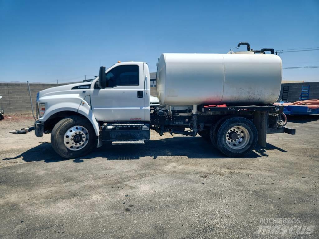 Ford F 650 SD Wassertanker