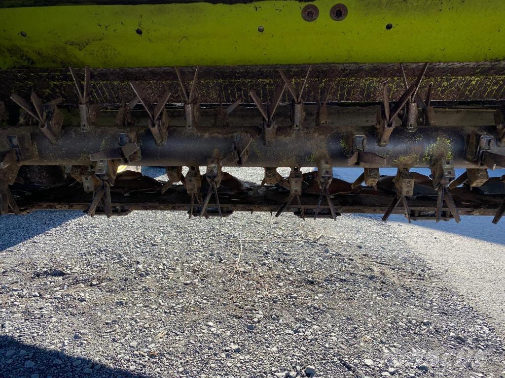 CLAAS DISCO 3050 Gezogene und selbstfahrende Mäher