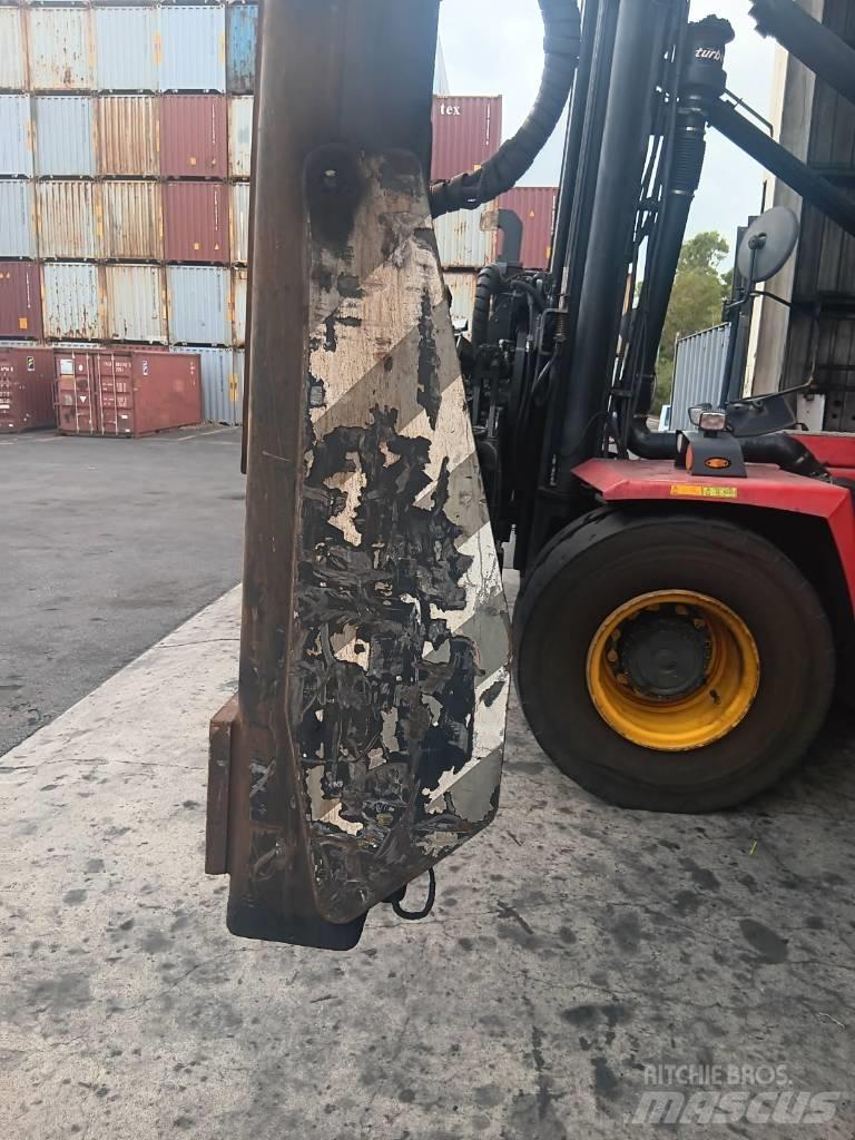Kalmar DCG100-45ED7 Containerstapler