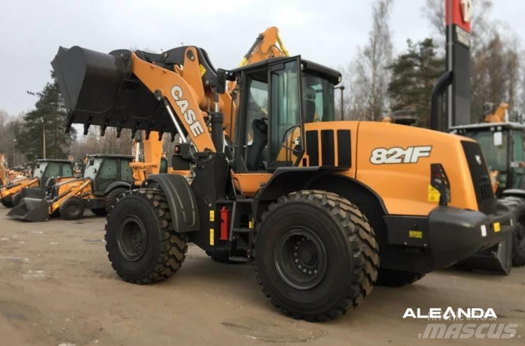 CASE 821 F Radlader
