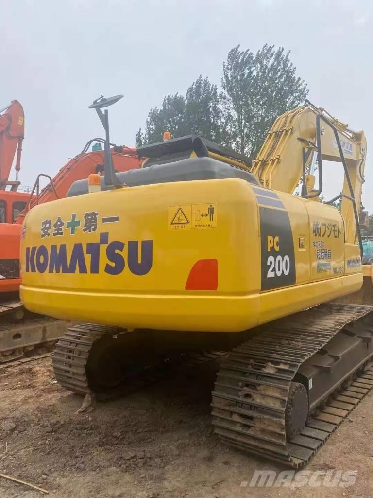 Komatsu PC 200-8 Raupenbagger
