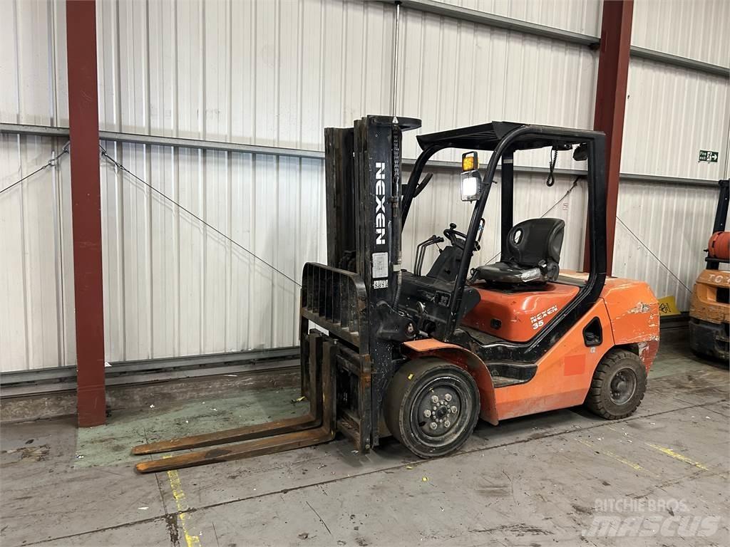  FD35 Dieselstapler