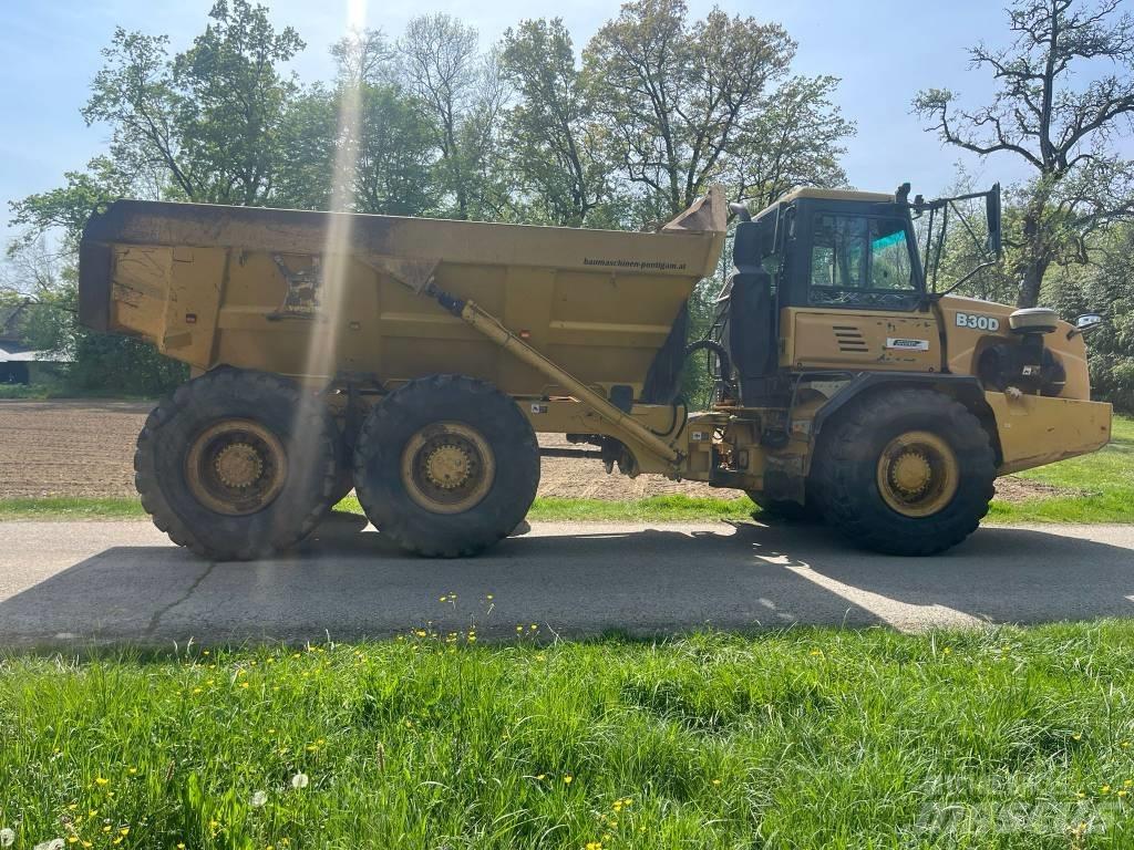 Bell ADT B 30 D 6x6 Dumper - Knickgelenk