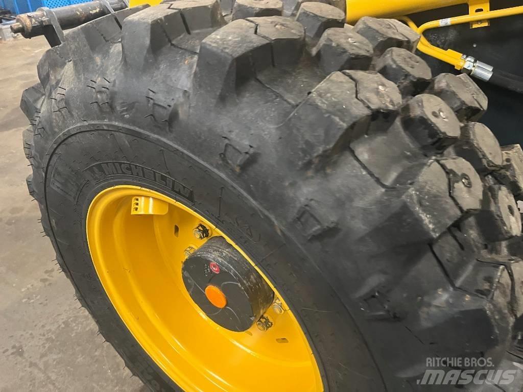 Komatsu WA100-8 Minilader