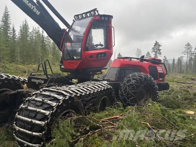 Komatsu 951 Harvester