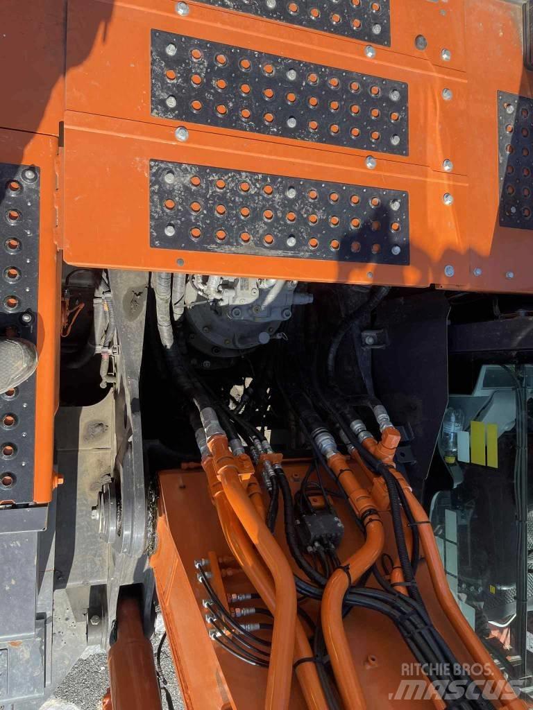 Hitachi ZX300LC-7 Raupenbagger