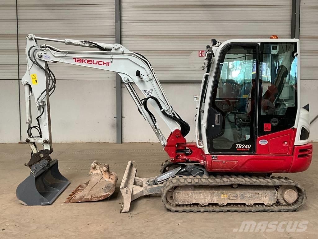 Takeuchi TB 240 Minibagger < 7t