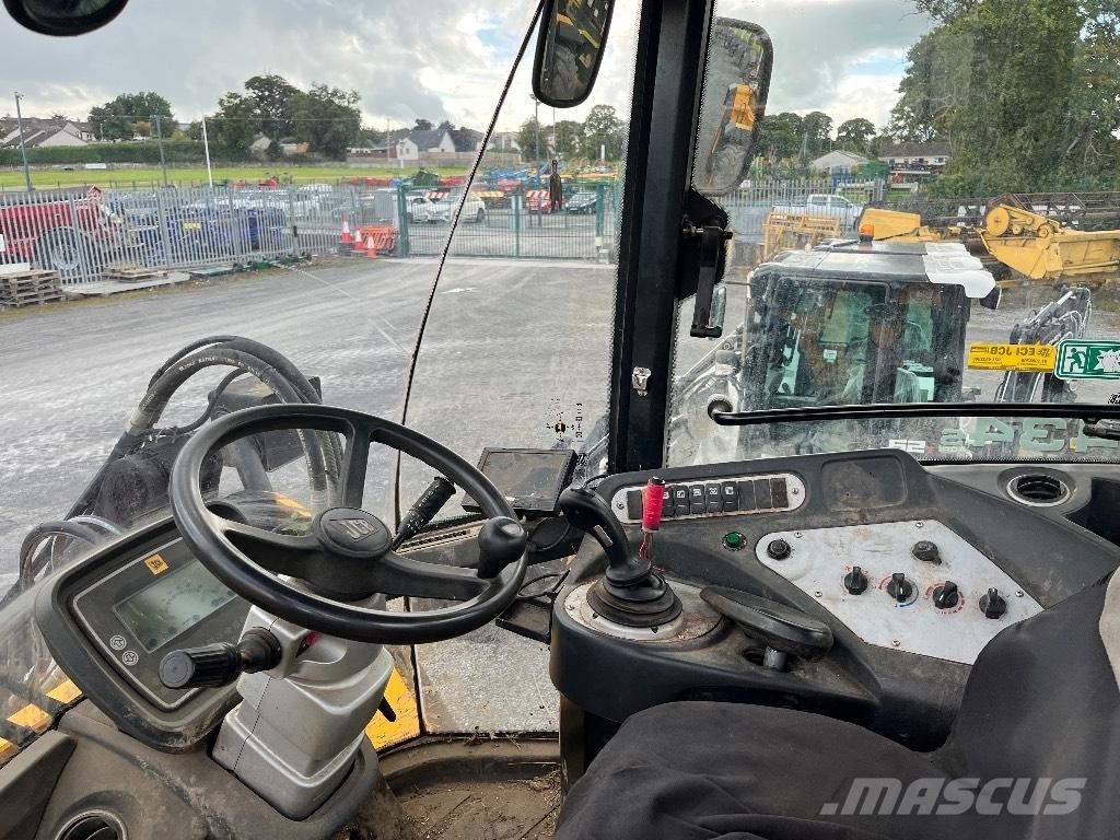 JCB 434s Teleskoplader für Landwirtschaft