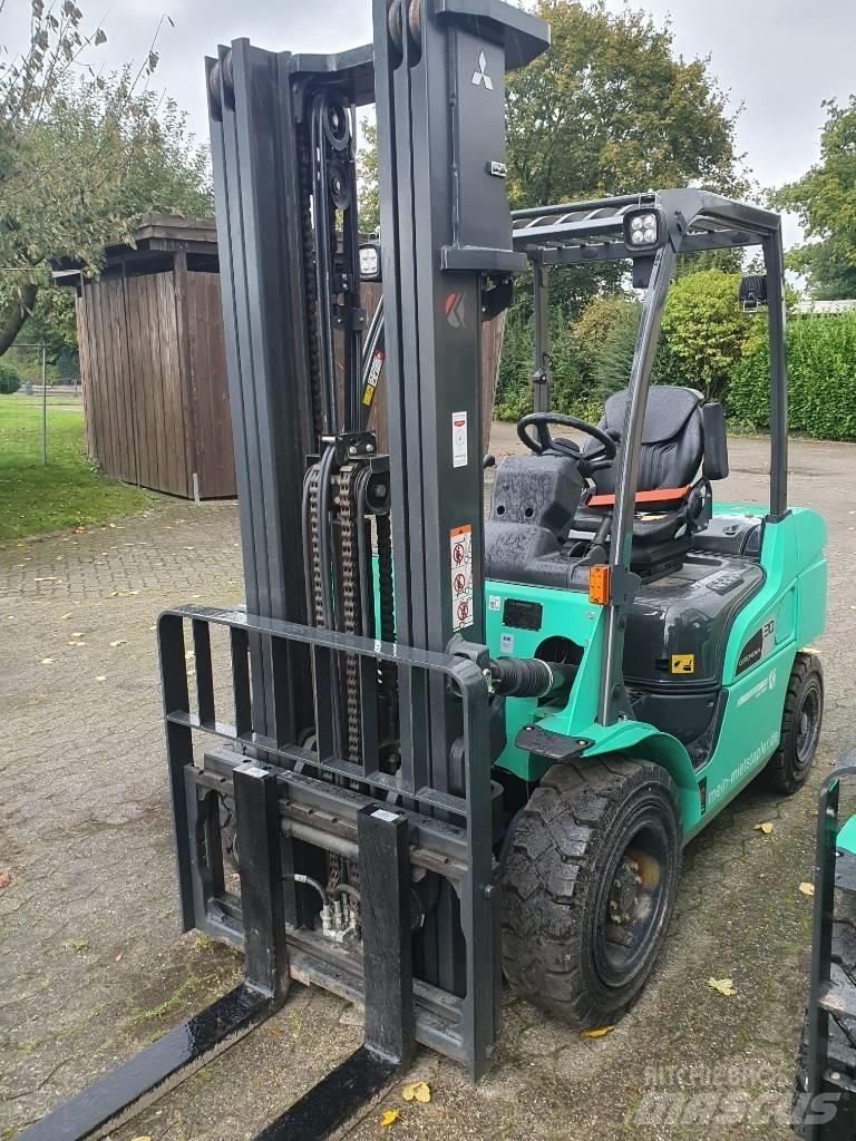 Mitsubishi FD 30 N Dieselstapler