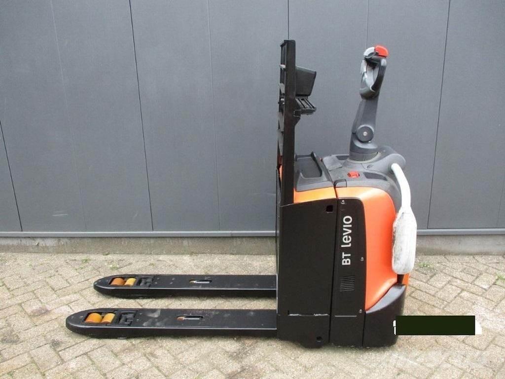 Toyota LPE 200 Gabelstapler mit Fahrerstand