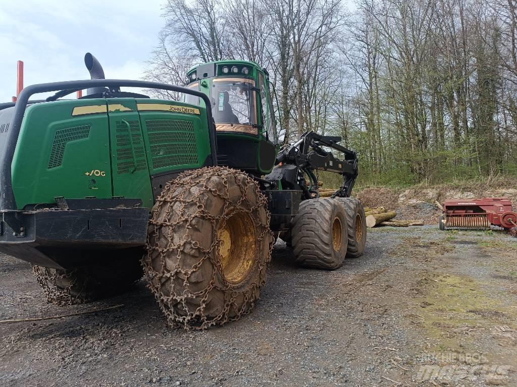 John Deere 1470 G Harvester