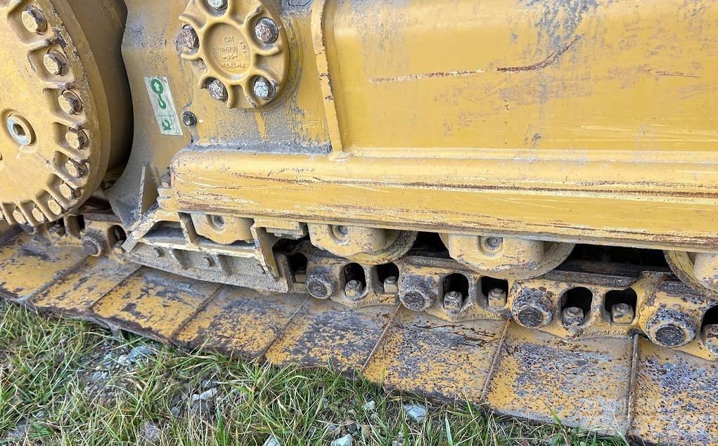 CAT D 4 Bulldozer