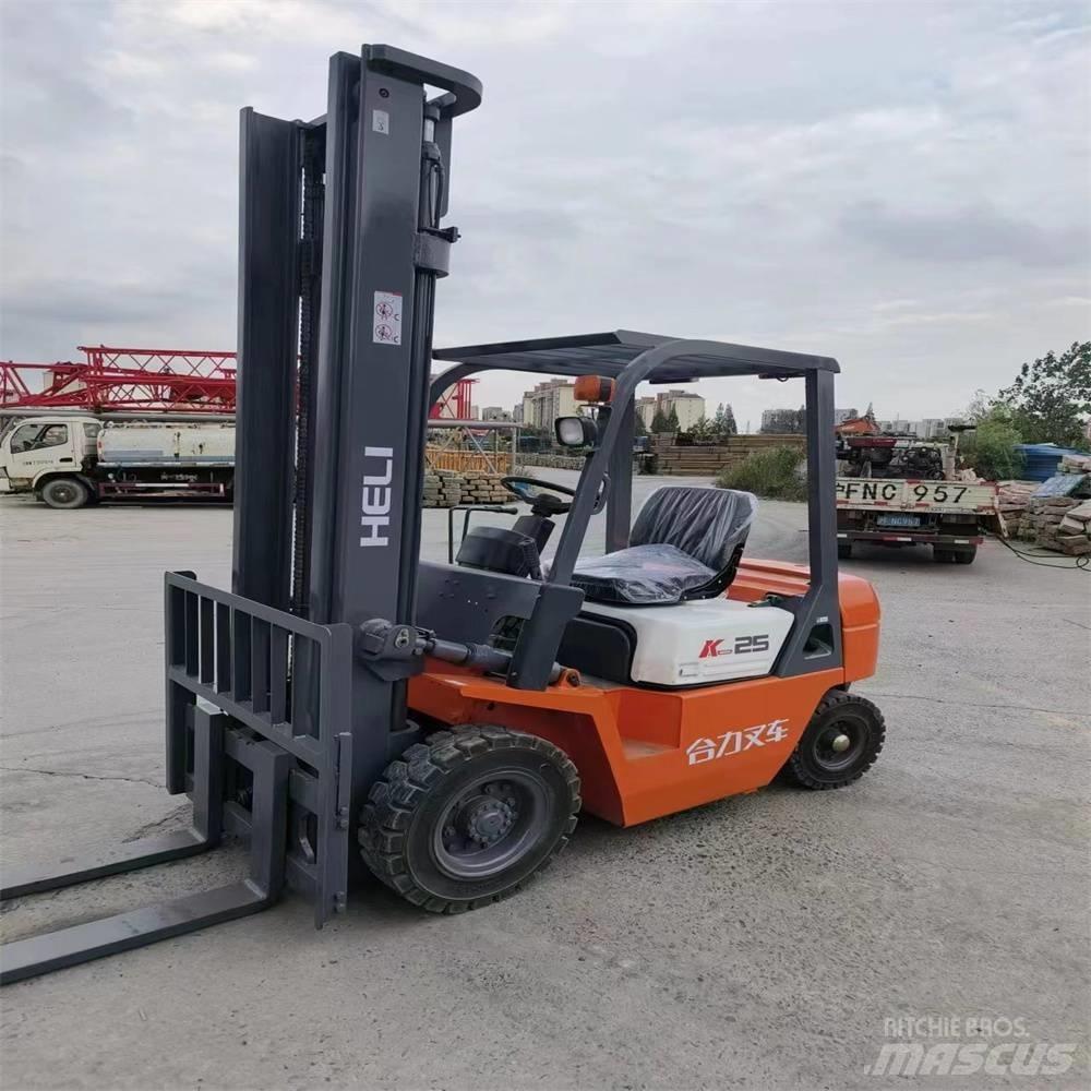 Heli CPC 25 Dieselstapler