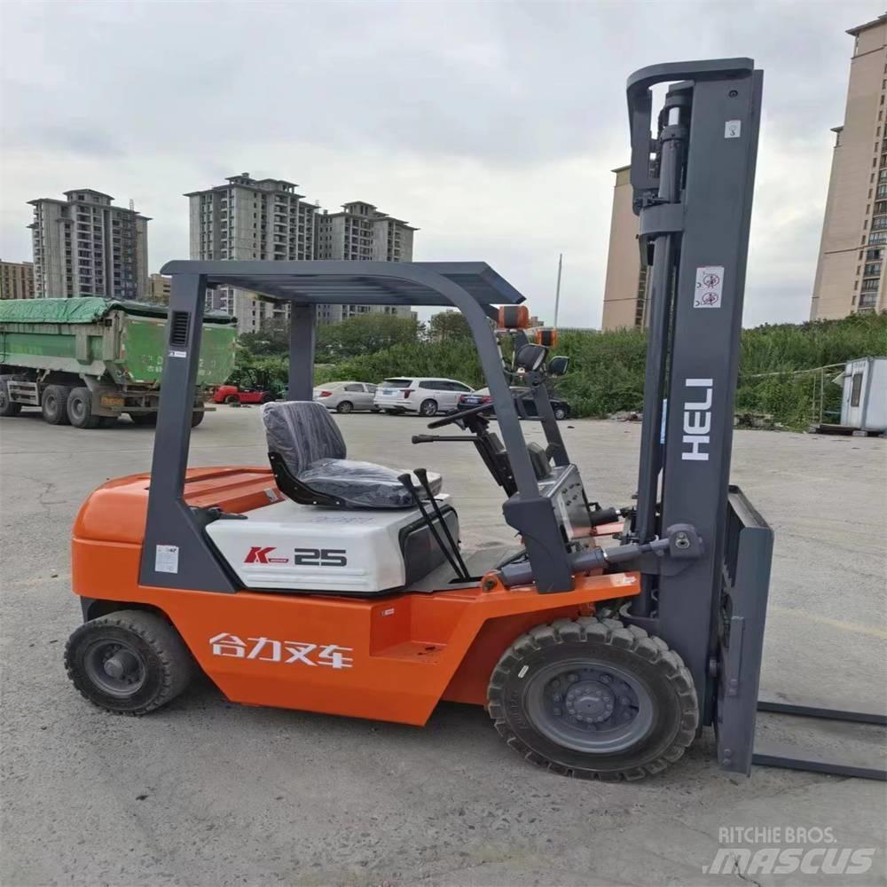 Heli CPC 25 Dieselstapler