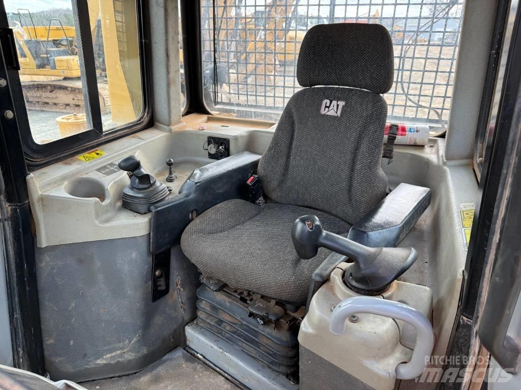 CAT D 6 T XL Bulldozer