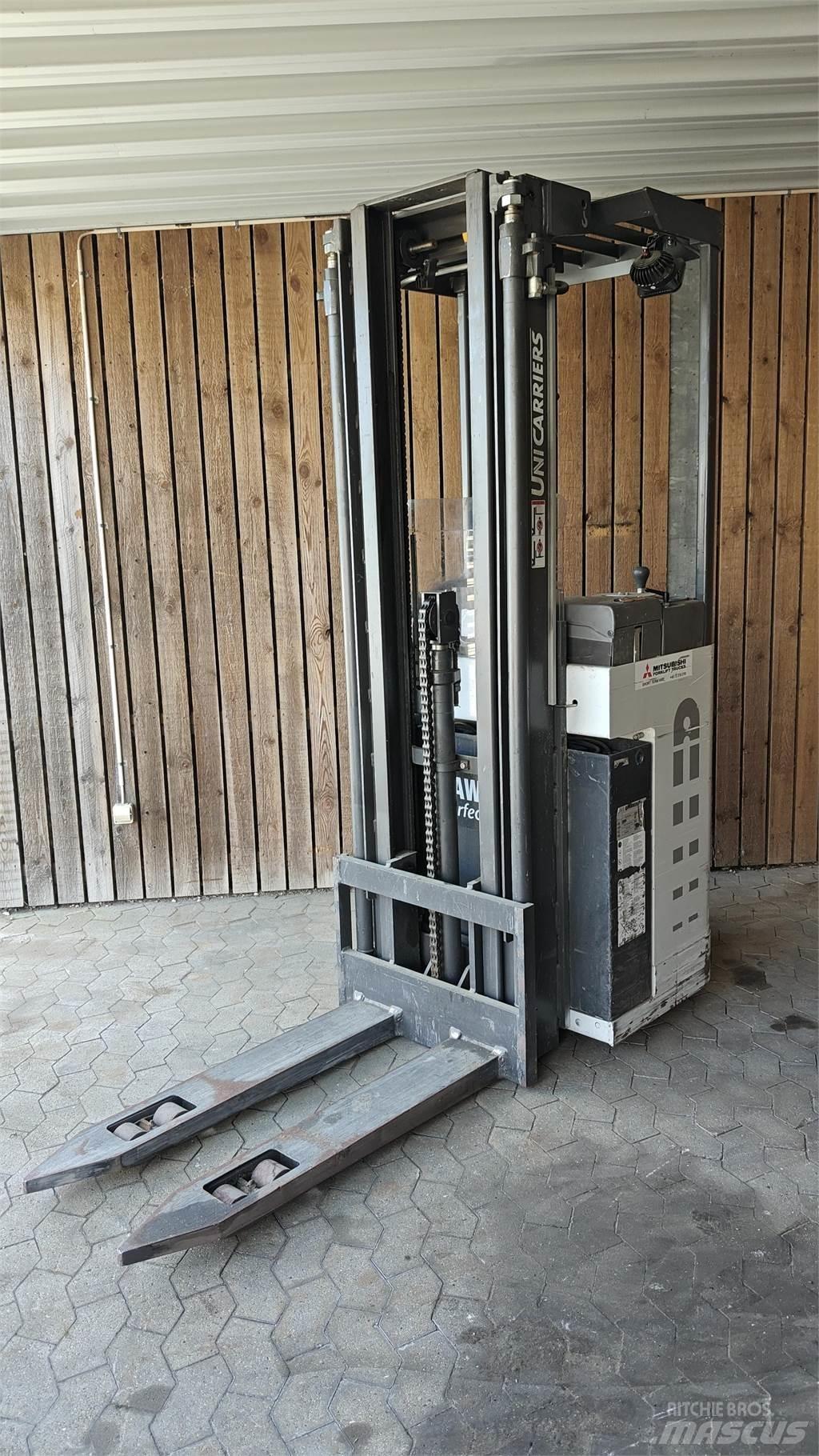 Atlet AJN160 Gabelstapler mit Fahrerstand