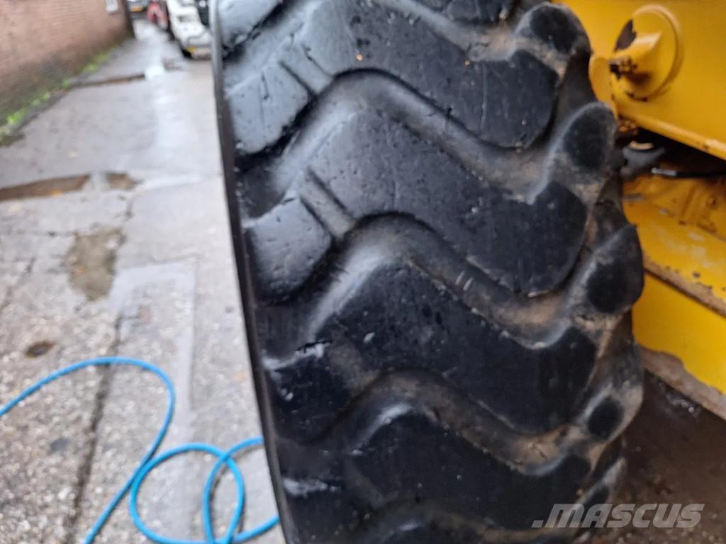 Volvo A25D Dumper - Knickgelenk