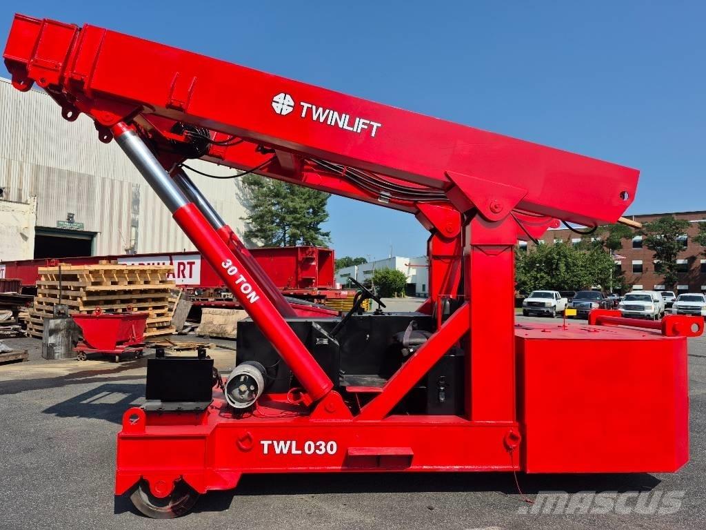  Lift Systems TWL030 All-Terrain-Krane
