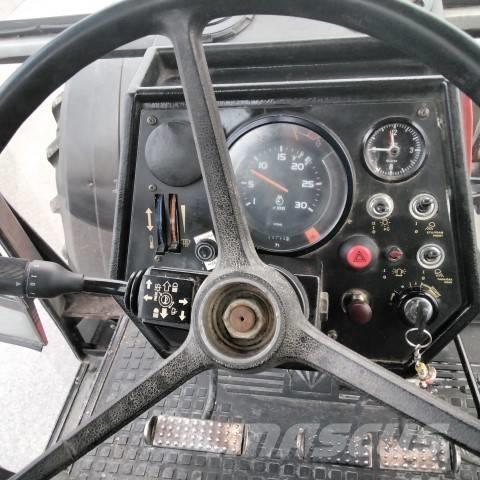 Valtra Valmet 905 Traktoren