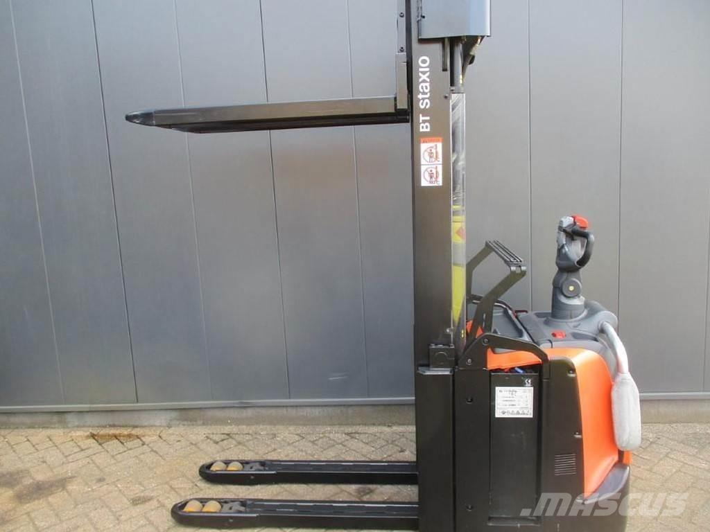 Toyota SPE160L Deichselstapler