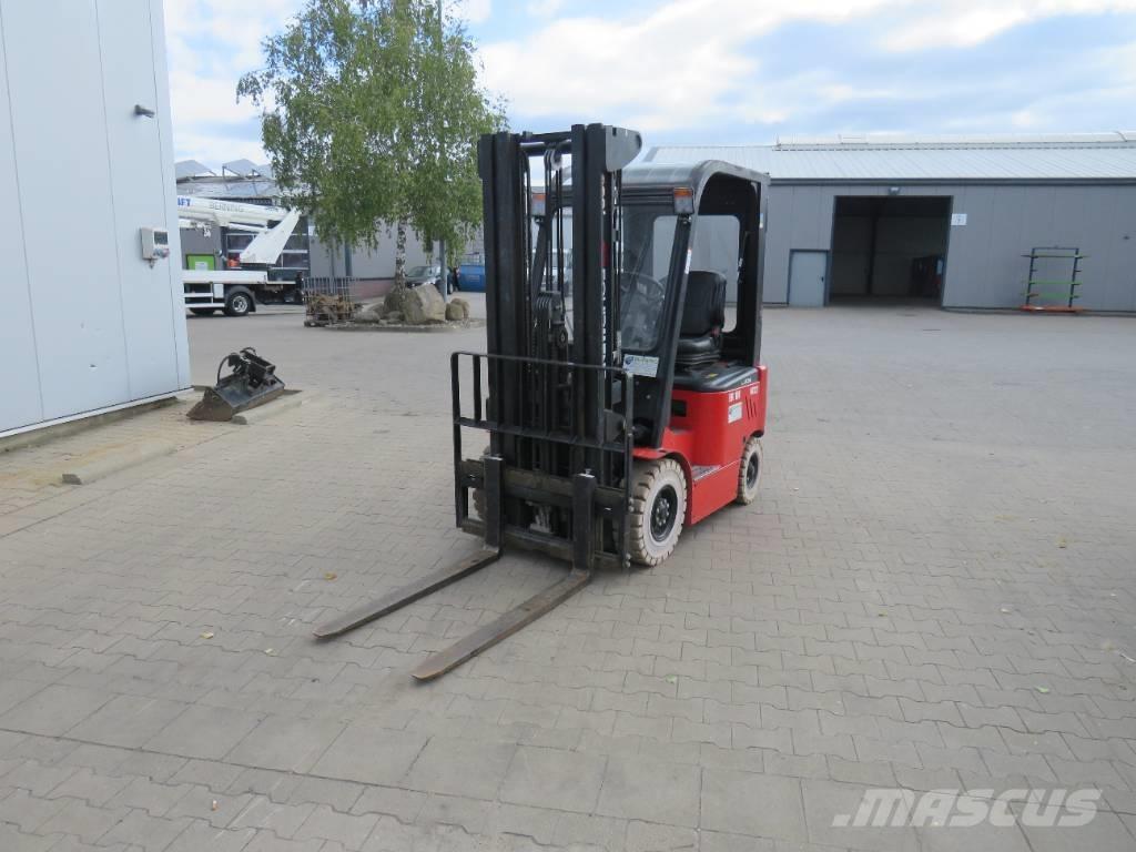 EP EFL 181 Elektrostapler