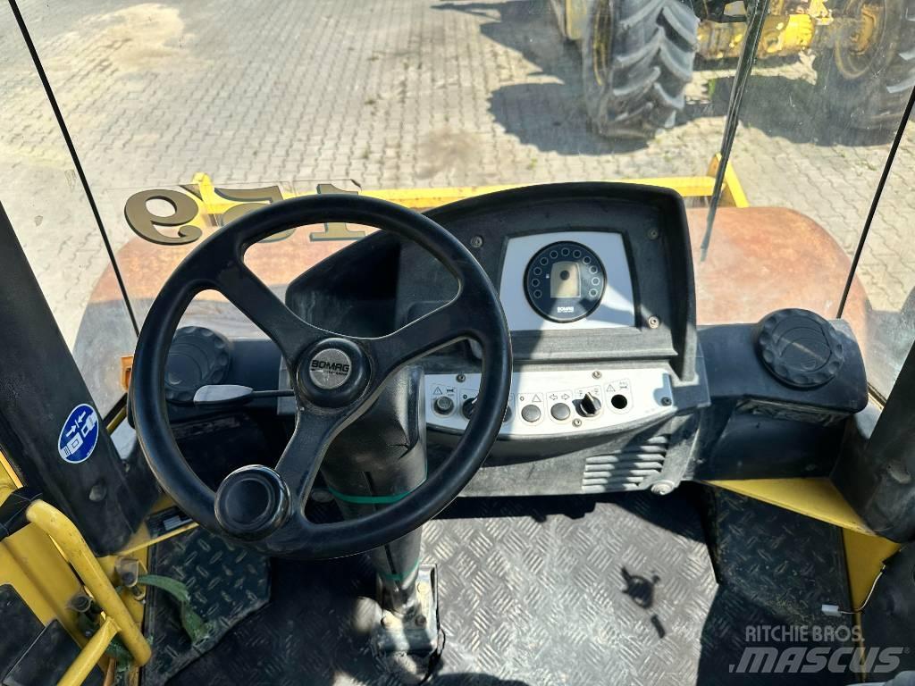 Bomag BW 211 D-4 Walzenzüge
