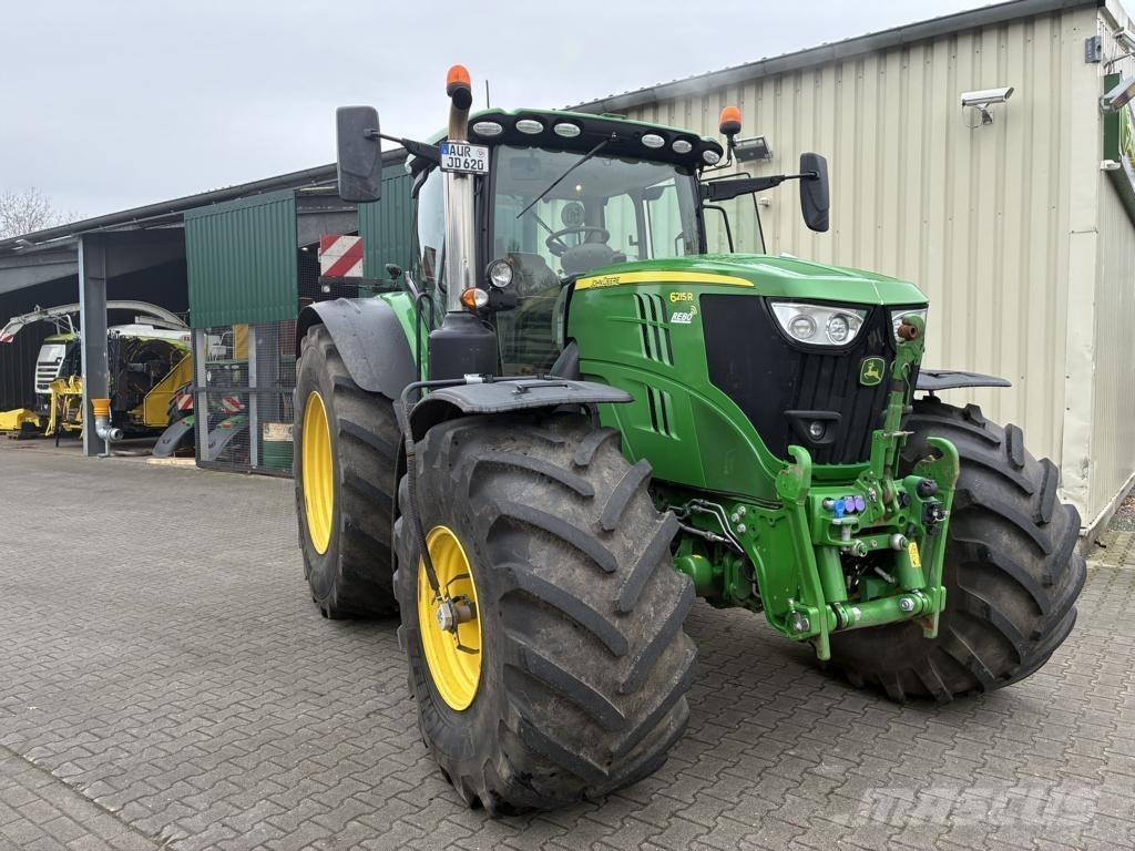John Deere 6215 R Traktoren