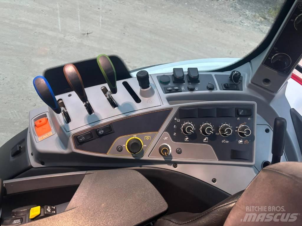 Valtra T 145 Forsttraktoren