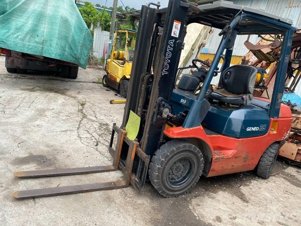 Toyota 42-7 FG 25 Gasstapler